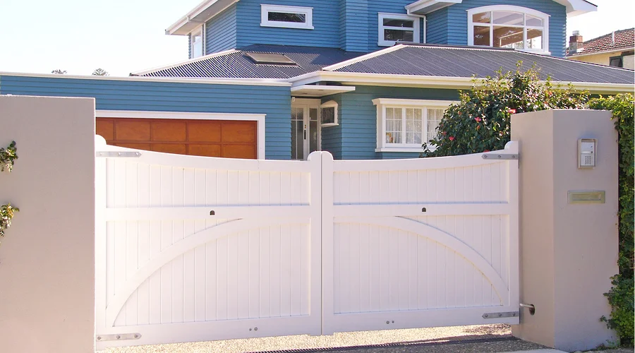 Miles Gate finished timber gate photo