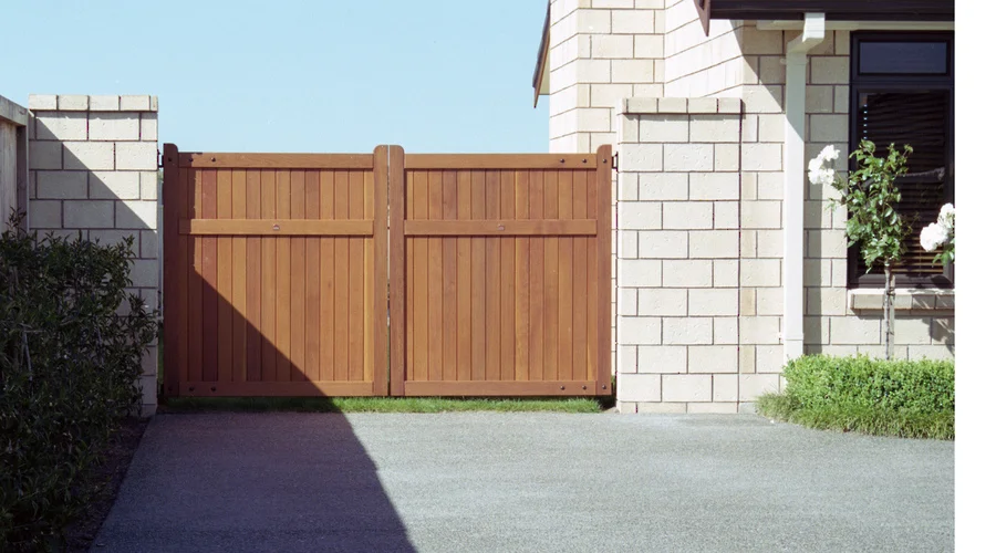 Perth Gate finished timber gate photo